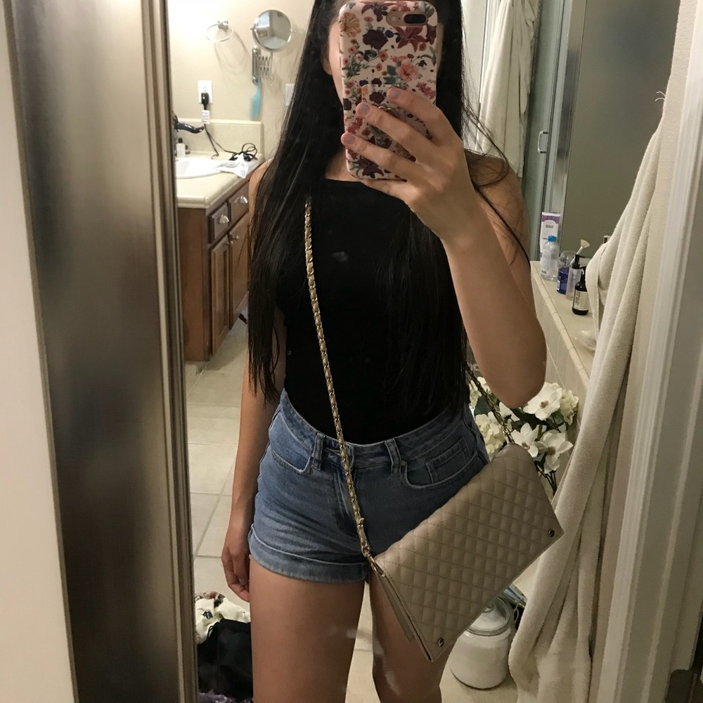 Cream purse - Picture 4 of 8